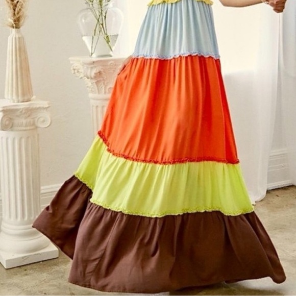 Davi & Dani Colorblock Tiered Maxi Dress - Size Small - Boho, Vacation, Beach - Picture 11 of 16